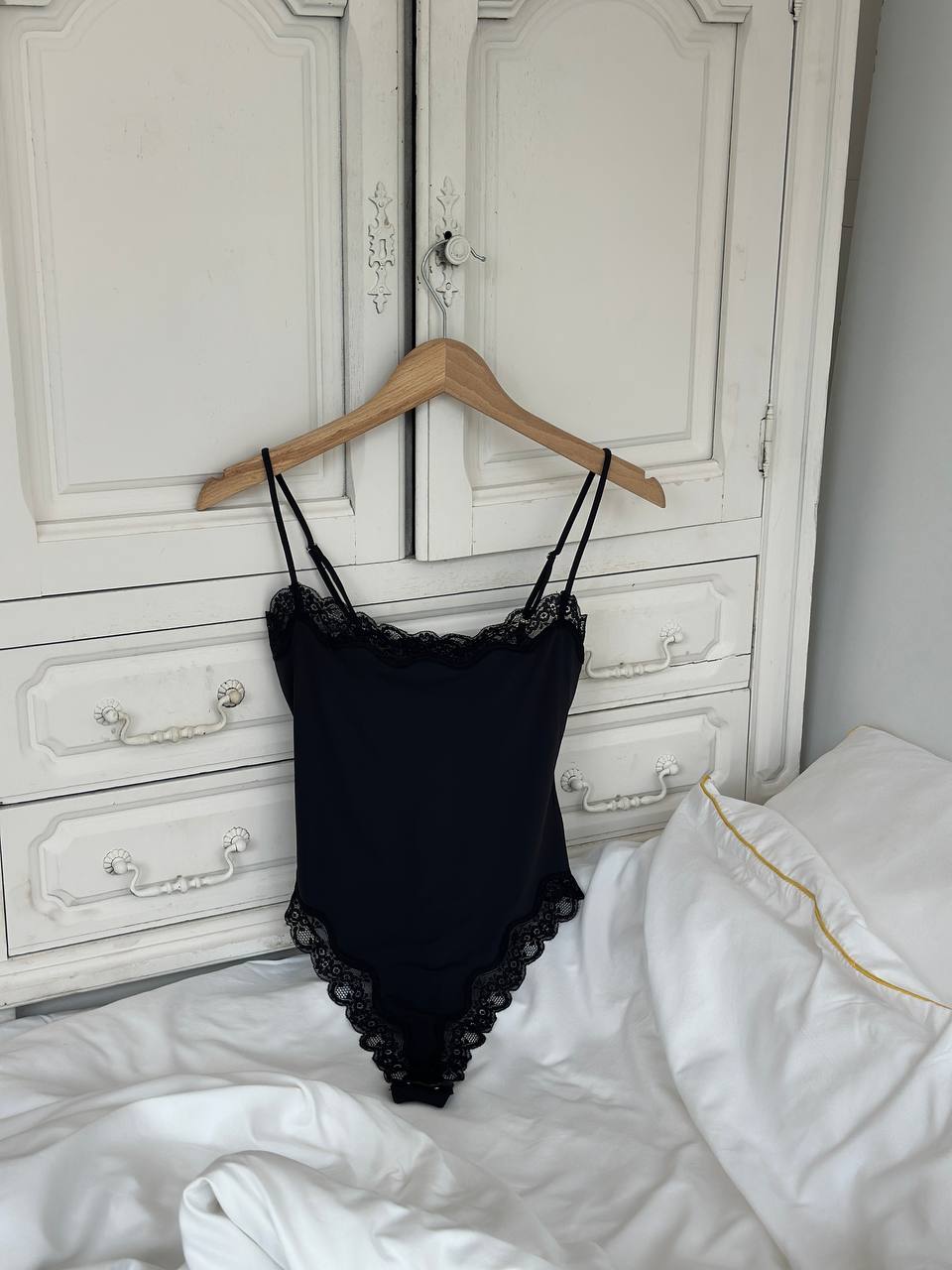 Luna Lace