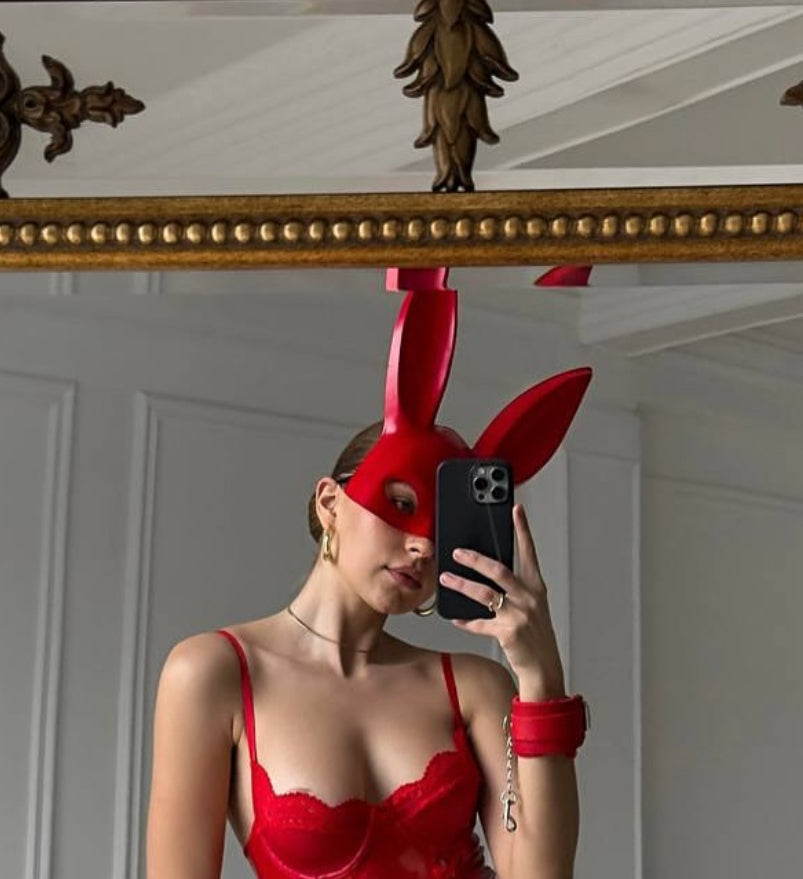 Maska Playboy Red